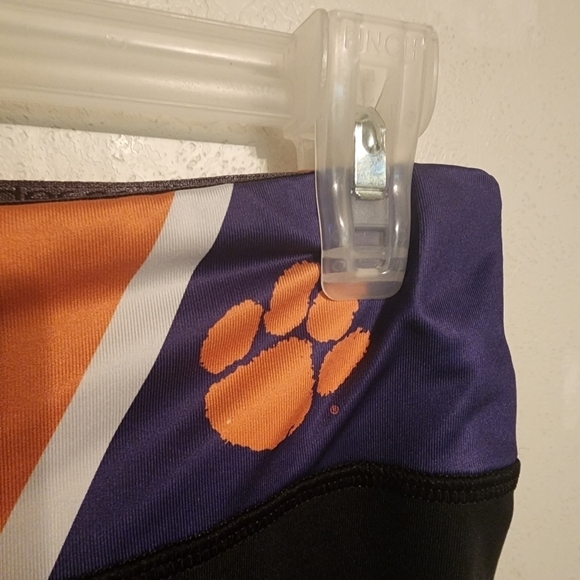 Under Armour Clemson Capri Fitted Leggings Size L - Picture 3 of 10